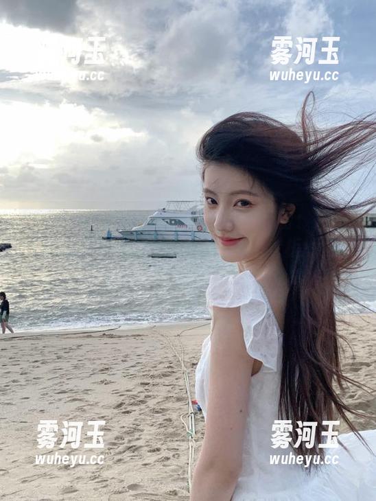 166fun 996工作狗的疯狂反击:用166fun直达职场八卦,巧妙躲避老板的目光!
