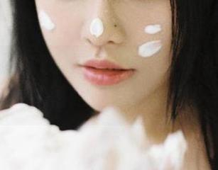 51fun苹果版：看热闹不怕事大，尽情跟进八卦大潮！