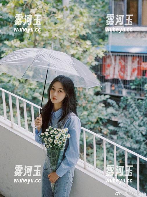 51在线吃瓜 啊,这个娱乐圈是有多魔幻啊,快来“51在线吃瓜”链接,跟我一起来惊叹!