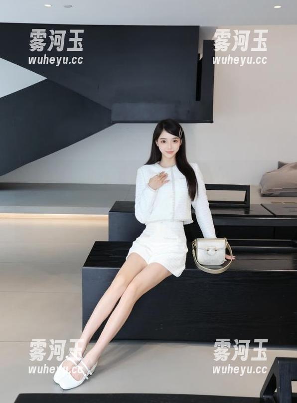 无聊的时候准备逛“cgw”入口，到了最后才明白，我已经忘记了初衷，专注在小细节上了…