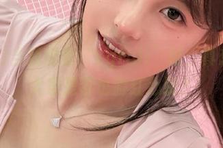 当我观看‘xgfuli’时，真想知道大家是否也脸红心跳？