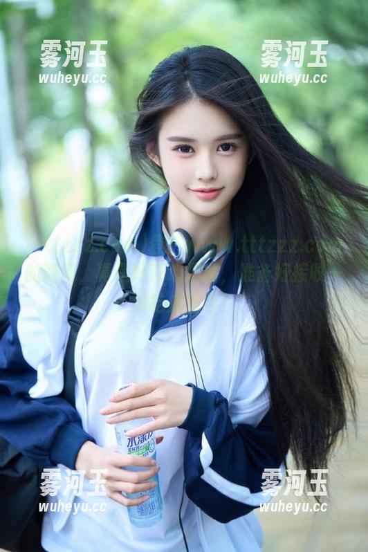 登陆www.tttzzz.com的瞬间，真是好奇心爆棚，准备好接收一波吃瓜信号！