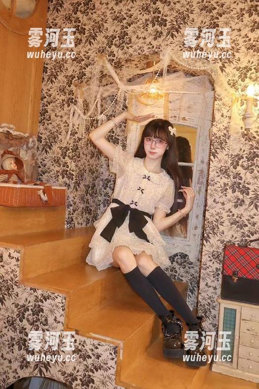 www.黑料 怎么感觉“www.黑料”的地址就像那处藏污纳垢的偏僻小巷呢?