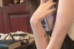 首页独家！冲哥黑料一开，脑袋跟不上嘴巴的节奏了？