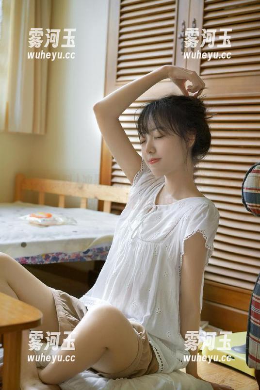 冲哥黑料app，黑料就要每天一冲，心跳加速中…