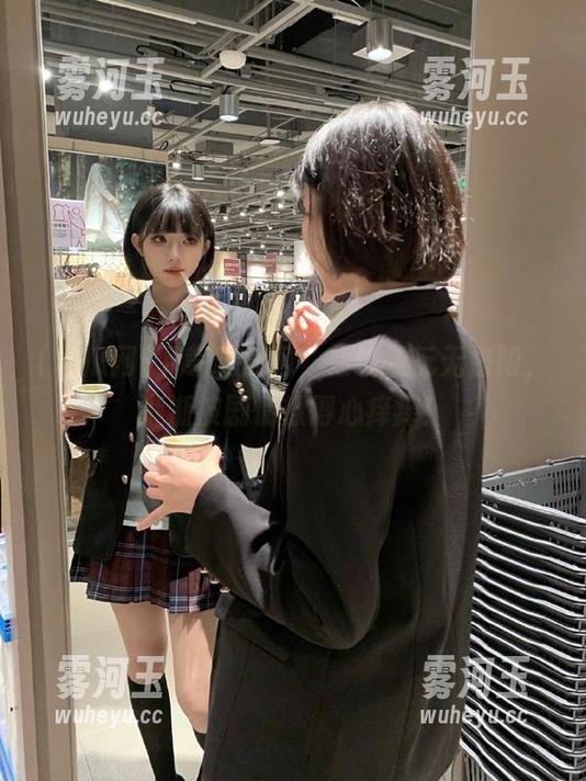 下载吃瓜网，在线畅玩无极限，渐渐被剧情撩得心痒痒！