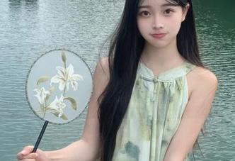 “明星黑料”教你如何永不迷路，快速找到那些掩盖不住的八卦！