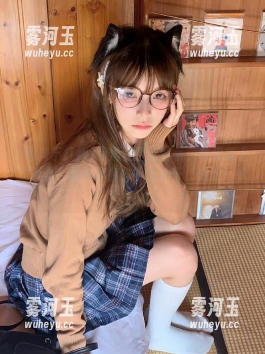 黑料不打烊 海角社区新鲜事:苹果版上的八卦,黑料不打烊,不止于‘废话’哟!