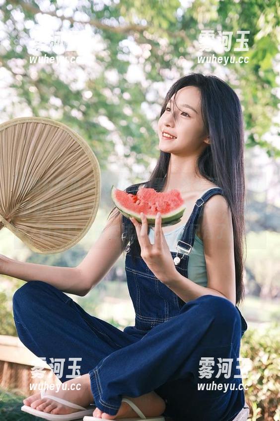 黑料吃瓜网 998.su黑料吃瓜网,首页那堆八卦简直让我脑补出无数场戏,感觉自己已经快变成剧情里的配角了。