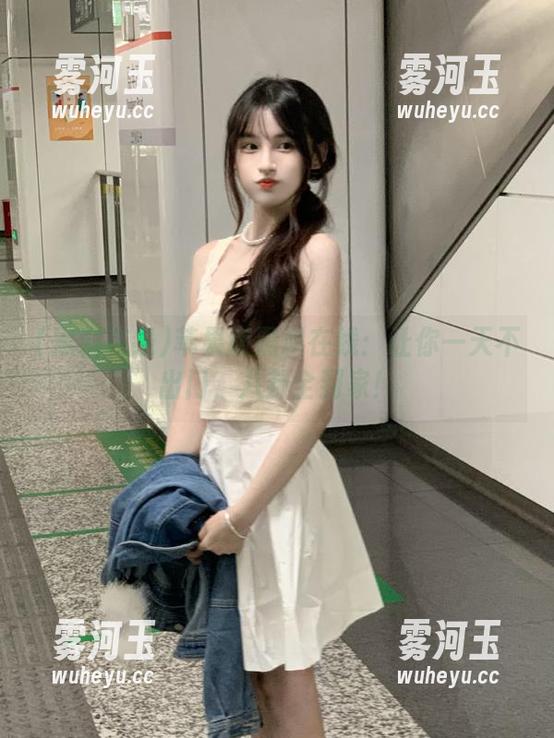 黑料在线 苹果版黑料在线:让你一天不出门,八卦全到家!