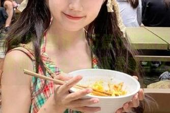 观看“万篇长征黑料正能量”，发现了什么？这真是意外之喜！
